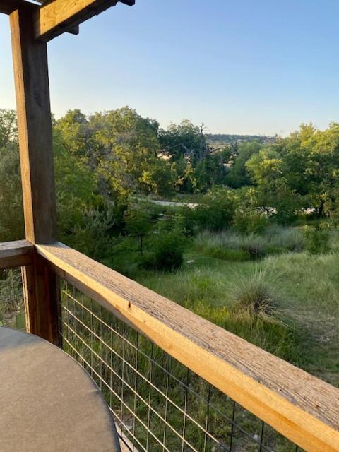 City On A Hill At Spring Creek Fredericksburg Eksteriør billede